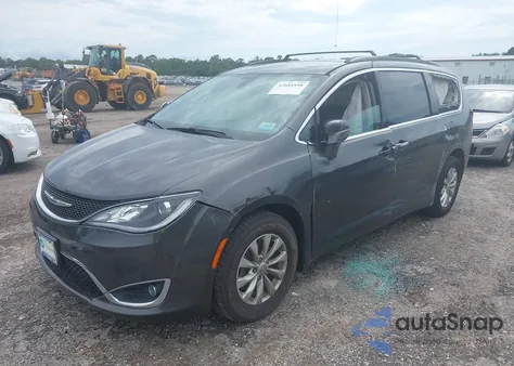 2017 Chrysler Pacifica Touring-L from USA, damaged, VIN 2C4RC1BG4HR810666